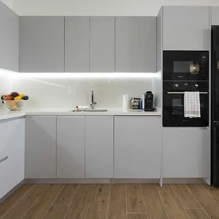 De Lujo Riopark Villa *